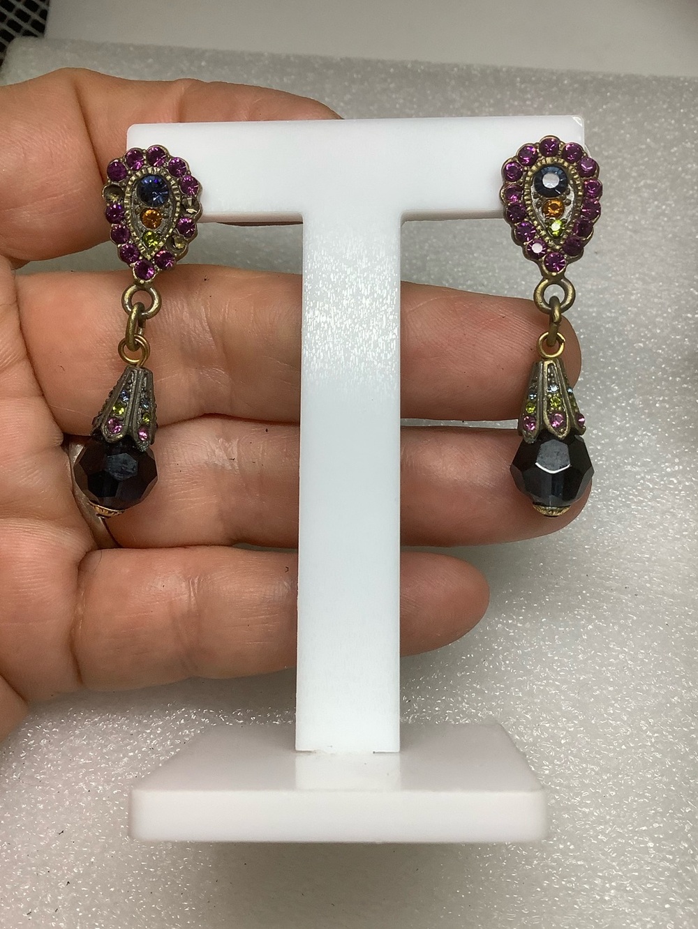 Heidi Daus Swarovski crystal dangle drop earrings